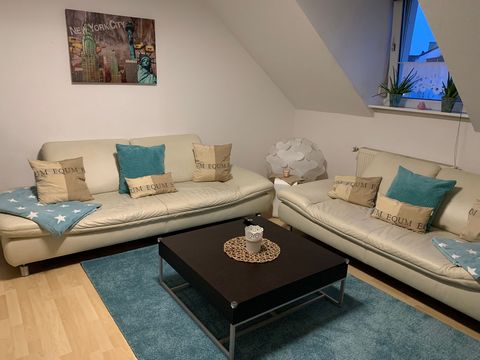The beautiful 2.5 room apartment is located in Schwelm / border to Wuppertal. It is of high quality and furnished with great attention to detail. You live in a 4 family house, which is located near the park to the Martfeld Castle. In a few minutes yo...