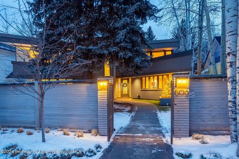 Comfortable modern home nestled amongst mature trees allows you to embrace aerie living in Aspen's prime West End neighborhood. Set back on its generous, 6,000 square-foot lot, this 4,677 square-foot home boasts 5 ensuite bedrooms, 2 half bathrooms, ...