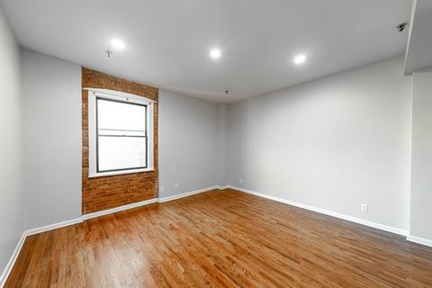 Introducing an exquisite 2 Bedroom, 1 Bath corner unit with 2 car parking now available in the vibrant heart of Downtown Jersey City! This residence boasts a truly unique open floor plan with soaring high ceilings that create an airy and inviting atm...