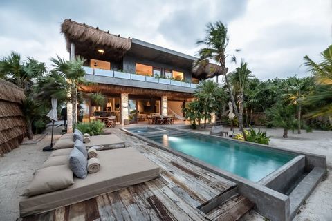 Ontdek de perfecte mix van ontspanning en avontuur in het hart van Soliman Bay, op slechts 10 minuten rijden van het bruisende Tulum. Deze prachtige villa met 5 slaapkamers en 6 badkamers biedt een uniek toevluchtsoord, omgeven door de prachtige Cari...