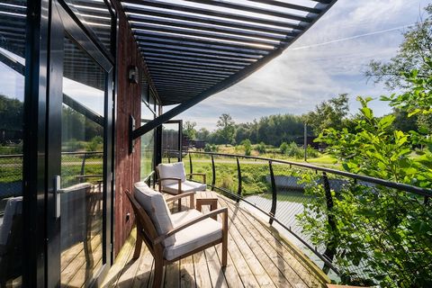 Ontdek de bekroonde charme van Your Nature, gevierd als een “Leisure Award Winning Park”! Met zijn uitzonderlijke voorzieningen en duurzaam ontwerp is het de perfecte bestemming voor ontspanning en avontuur in een prachtige natuurlijke omgeving. Erva...