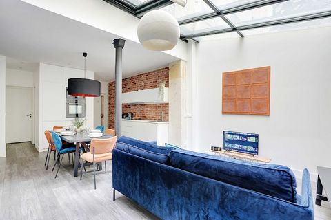 Checkmyguest vous propose un magnifique appartement de 45m², situé rue du Delta dans le quartier animé de Rochechouart, Paris 9. Cet espace lumineux comprend deux chambres confortables et se trouve juste à côté du célèbre Sacré-Cœur, offrant un style...