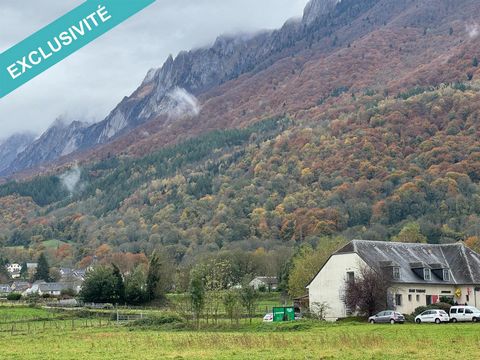 LE PRIX DE VENTE COMPREND LES MURS ET LE FOND DE COMMERCE. Etablissement commercial Bar/Presse/Tabac et Hôtelier 2* situé dans un charmant village de montagne en vallée d'Aspe, Pyrénées Atlantiques. Il se compose : Au rez-de-chaussée : une salle de r...