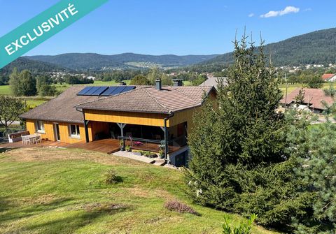 Située au coeur des Hautes-Vosges, cet ensemble immobilier se distingue par son emplacement idéal en pleine campagne et à proximité des axes et offrant un cadre de vie proche de la nature. La maison de 185 m² divisée en 2 logements a été entièrement ...