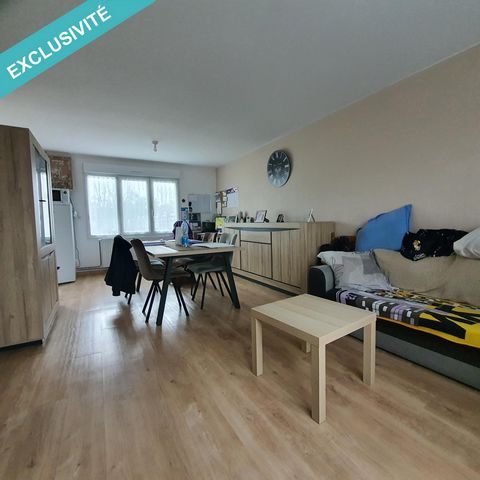 Rénovation récente, toutes les menuiseries, la chaudière et l'isolation. 3 chambres, salon, salle à manger ouverte sur une cuisine équipée WC avec fenêtre en rez-de-chaussée salle de bain avec baignoire un jardin et un parking privé complètent ce bie...