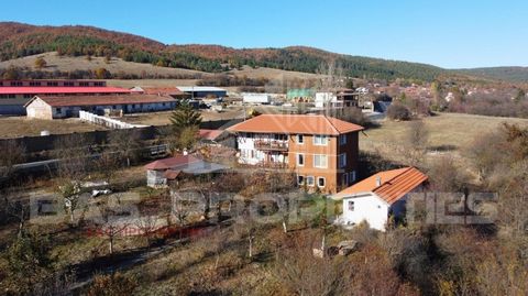 Ref. 011555 Real estate agency BAS Properties offers for sale a three-storey house in the village of Venkovets, near the town of Venkovets. Ihtiman, Sofia region. The property offers convenience, spaciousness and greenery, located in a quiet and peac...