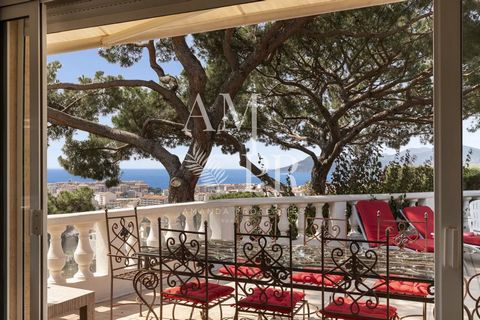 Villa familiale - Vue mer - Cannes Croix des Gardes