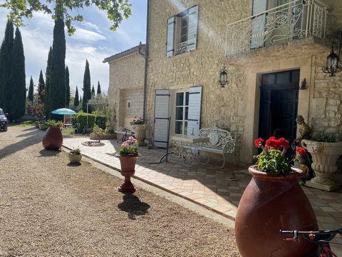 Mas en pierre du 18ème siècle