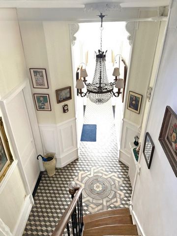 Maison bourgeoise - 7 pièces - 175 m2