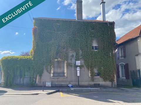 grande maison en centre ville , avec terrain