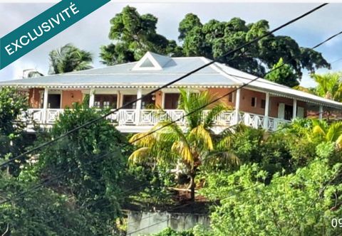 IMMEUBLE DE CHARME AVEC HAUT DE VILLA ET 2 APPARTEMENTS- VUE MER