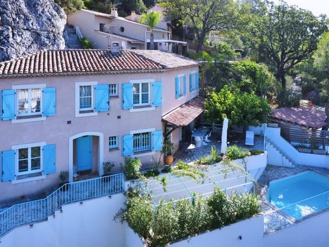 maison familliales 4 chambres + piscine