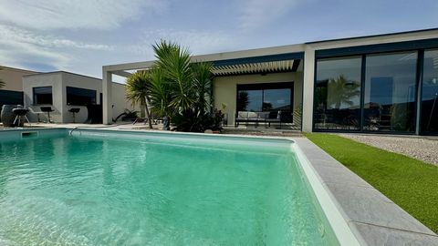 Villa de plain-pied à Magalas dans résidence sécurisée