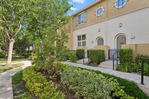 Welcome home to 9 Bonsall which is a PERFECT 3 bedroom / 2.5 bath Loft Style Residence in the highly desirable Monterey enclave of the guard gated Northpark Village. This residence is 1,600 sqft and has a premium interior lot for privacy and quiet. N...