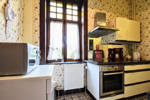Located just a minute's walk from Fulpmes village centre and amenities, this pet-friendly apartment has 2 bedrooms, and can accommodate up to 5 people. You can relax here at the lovely balcony, or spend time with your dear ones at the garden with gar...