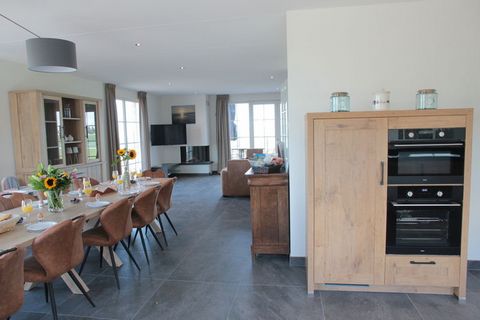 This holiday home is situated in the quiet village of Cadzand. It has 5 bedrooms to accommodates a group of 12 people or families with children and offers a terrace and garden to relax. The home is near to the beach at 2 km. You can also enjoy visiti...