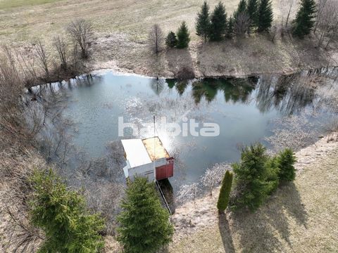 I sell an agricultural and recreational plot on the border of the Bieszczady Mountains, located near the forest in the village of Posada Zarszyńska , in the Zarszyn municipality, attractive for a farmer, investor, or lover of nature and fresh air. DE...