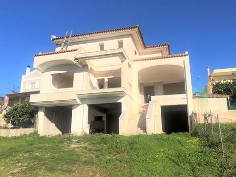 Lavreotiki, Lavrio, Detached house For Sale, 290 sq.m., Property Status: Semi-finished, Floor: Ground floor, 3 Level(s), 3 Bedrooms 1 Kitchen(s), 2 Bathroom(s), 1 WC, Building Year: 2003, Energy Certificate: Not required, 2 parking(s), Features: Elev...