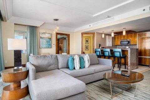 Welcome to The Reef Towers @ Atlantis, where you can experience luxury like never before. This Topaz Suite is a rare gem, offering unparalleled versatility with a choice of a two bedroom, three bathroom unit or a split unit with a one bedroom studio ...