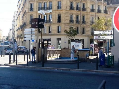 La résidence est située dans le quartier Euromed - La Joliette à Marseille, à 2,7 km de la Fausse Monnaie et à 2,8 km de la Plage de Maldorme. Le WiFi est disponible gratuitement. Un parking public payant est également disponible à proximité. L'apart...