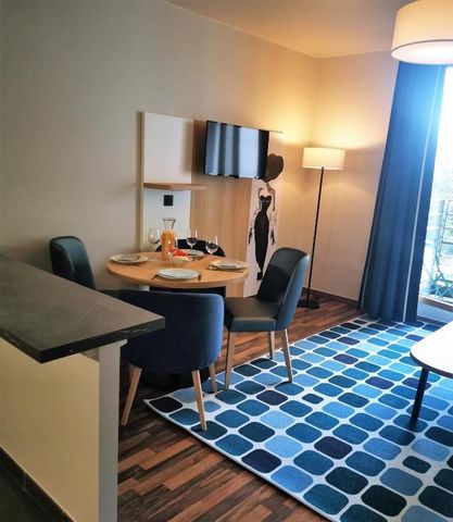 Are you passing through Greater Paris for a weekend with friends or on a business trip? Relax in a fully-equipped apartment with a kitchen, bathroom, and free WiFi.In the heart of a pleasant neighborhood on the banks of the Seine, the Asnières aparth...