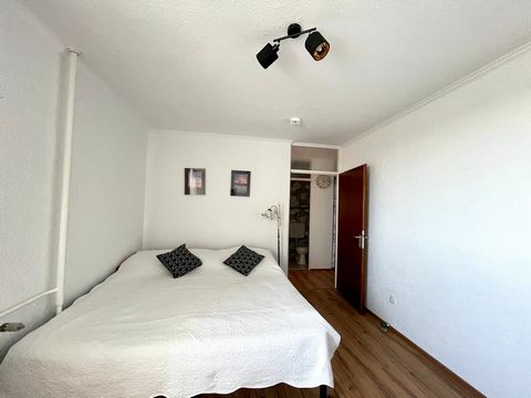 This 70 sq big apartment has a separate toilet, shower bathtub, full equipped kitchen with dishwasher. A full 180cm wide bed. 2 balconies. A washing machine in the bathroom. There is a lot of space to store your clothes and suitcase in a small walk i...