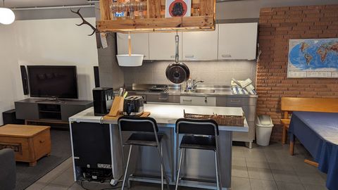 Object description Loft apartment in a 4-family house. First occupancy after extensive renovation with new furniture. Equipment The completely furnished one-room apartment is very comfortably equipped (see pictures). Besides a spacious desk and a 140...