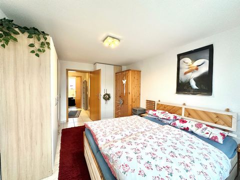 When you enter this extraordinarily cosy apartment, you immediately feel at home. First the hallway, which leads you to every single room in the apartment. Immediately to the left of the hallway the extremely cosy bedroom. A comfortable double bed an...