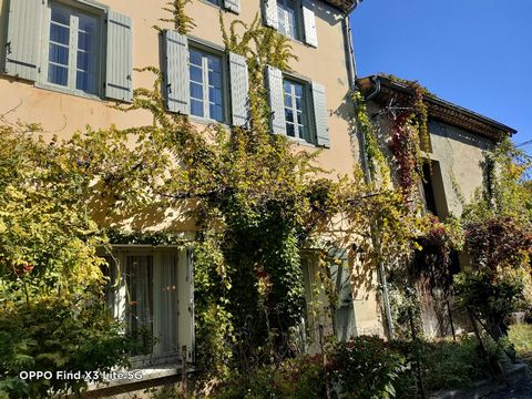 In a village in the upper Aude valley you can find this beautiful and spacious mansion, which has been sympathetically renovated with attention to detail. The comprehensive renovation has ensured the character and authenticity of the property has bee...