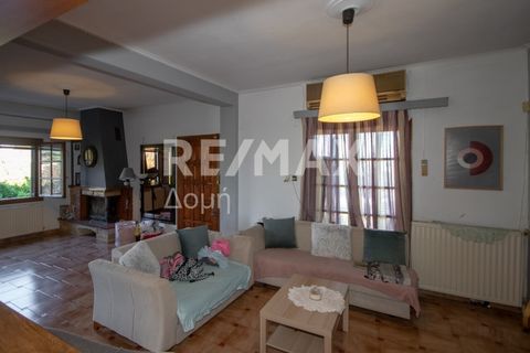 Property Code: 23402-9644 - House FOR SALE in Artemida Kato Lechonia for €189.000 . This 200 sq. m. House is on the Ground floor and features 3 Bedrooms, an open-plan kitchen/living room, bathroom . The property also boasts Heating system: individual...