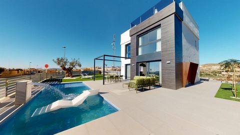 3 bedroom luxury detached villas near El Campello & San Juan. Luxury 3-bedroom villas on large plots near El Campello, San Juan and the city of Alicante. They are modern style homes with a private pool included in the price. They consist of two floor...