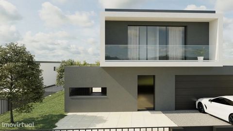 House T3 of four fronts, under construction, with a total area of 259m2 (good areas), implemented on a plot of land with 455m2. Located in Rebordosa, 20 minutes from Porto, in a quiet place of villas, but close to services, transport, hospital, schoo...