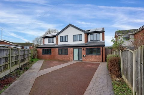 A superb detached family home located in desirable Whatton in the Vale, having undergone a complete refurbishment by the current owners and now forming an excellent contemporary family living environment. DESCRIPTION 18 Dark Lane is a superb and styl...