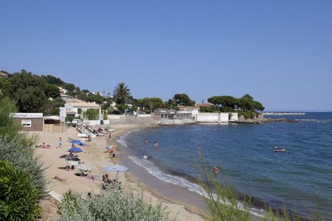 La residencia Pierre & Vacances Les Rivages des Issambres se encuentra frente al Mediterráneo, entre el puerto deportivo y el antiguo pueblo de Les Issambres. Se encuentra a solo 100 metros de la playa. La residencia, con apartamentos con cocina, se ...