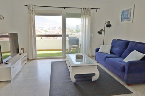 Fantastique appartement rénové de 3 chambres à Fuengirola ! Profitez d’un style de vie exceptionnel dans ce magnifique appartement de 123 mètres construit avec 3 chambres, 2 salles de bains, un salon spacieux avec terrasse et de larges vues, rénové a...