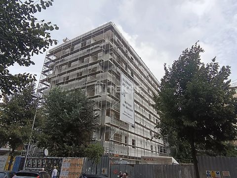 Ruime Appartementen op 700 Meter van het Strand in Beşiktaş, Istanbul De appartementen bevinden zich in de wijk Beşiktaş in Istanbul. Beşiktaş ligt aan de Europese kant en grenst aan de wijken Şişli, Kağıthane en Sarıyer. De regio onderscheidt zich d...