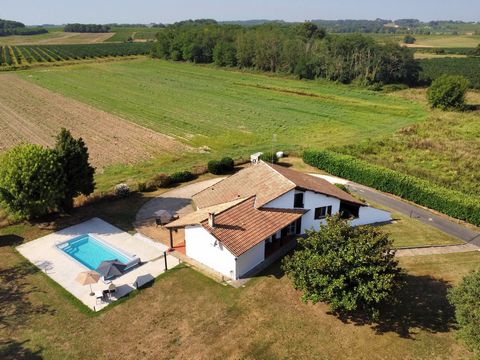 We are delighted to list this unique property, set mid-way between the popular towns of Duras and Monsegur, offering endless space and all conveniences. The front door leads into a spacious entrance hall, with built in cupboards and an impressive woo...