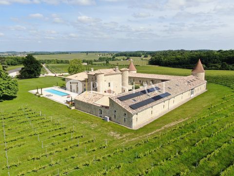 Esclusivamente a Prestant, nel cuore di una tenuta adiacente di circa 19 ettari, questa magnifico proprietà si trova sulle alture collinari di Between Two Seas. Questo castello del XVII secolo offre oggi un luogo unico per riconnettersi con la natura...