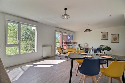 Vaucluse 84170 MONTEUX - 285 000 Euros - Quatre pièces de 84 m², salon séjour de 36 m²,trois chambres, avec son jardin privatif de 40 m² et une terrasse de 10 m². Idéalement situé au coeur de la Provence, entre Avignon et Orange et à 10 minutes de l'...