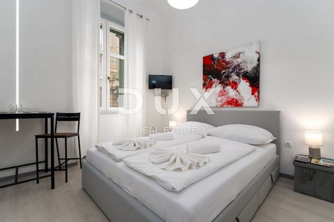 RIJEKA, CENTRUM - Appartement voor investering, 3 eenheden, KANS! Drie moderne studio-appartementen zijn te koop in het centrum van Rijeka, op een minuut lopen van Korz, op de eerste verdieping van een net Oostenrijks-Hongaars woongebouw. Met een tot...