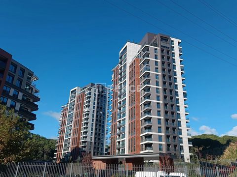 Appartementen op Loopafstand van Vadi Istanbul in Sarıyer Het project is gelegen in de wijk Sarıyer in Istanbul. Sarıyer ligt aan de noordkant van Istanbul. De regio ligt tussen de districten Kağıthane en Sarıyer, de snelgroeiende districten in Istan...