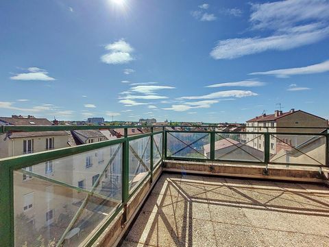 Situé à Vichy (03200), cet appartement bénéficie d'un emplacement privilégié au coeur d'un quartier prisé, au cadre de vie agréable, proche des commodités et des commerces. Il est également bien desservi par les transports en commun, offrant ainsi un...