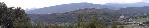 Hola buenas tardes, es una propiedad con una Espectacular casa a los cuatro vientos, de 500 m2. Terreno 5000 m2. situada en la mejor zona de la urbanización, se sitúa en un entorno de tranquilidad y rodeada de naturaleza, su orientación es perfecta. ...