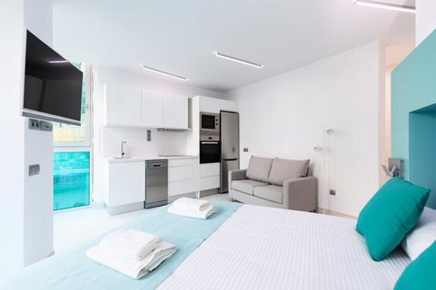 Brandneues Studio in einer Fußgängerzone im Herzen von Las Palmas de Gran Canaria. Unterkunft von 25 m2 mit voll ausgestatteter Küchenzeile mit Cerankochfeld, Kühlschrank, Mikrowelle, Backofen, Gefrierschrank, Waschmaschine, Trockner, Spülmaschine, G...