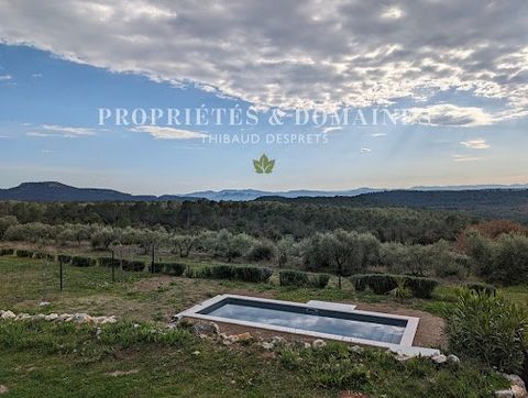 Property of 20 hectares, commanding view Cultures Approximately 5 hectares of olive trees, including operational outbuildings. Residence A bastide (country house) offering approximately 400 m² of well-renovated living space. Garden level: Large dress...