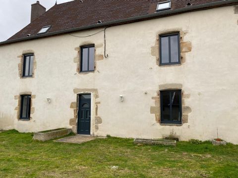 Maison 8 pièces 6 chambres avec terrain- (71230)