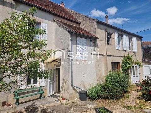 Très grande maison T7 divisible, garages, cour
