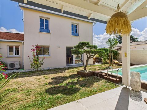 BELLE MAISON AVEC UNE VIE DE PLAIN PIED AU QUOTIDIEN COUP DE CŒUR !