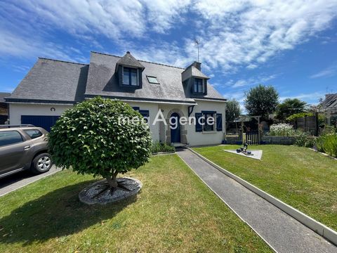 Maison dans le bourg de Larmor-Baden