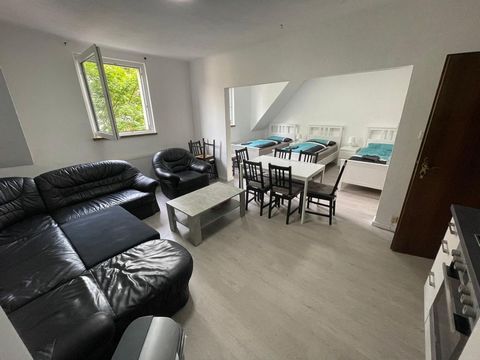 This friendly, modernized ground floor apartment can be moved into immediately. A bathroom and a separate guest toilet complete two attractive rooms to a modern equipped apartment to feel good. Furthermore, the good cut convinces, which is also suita...